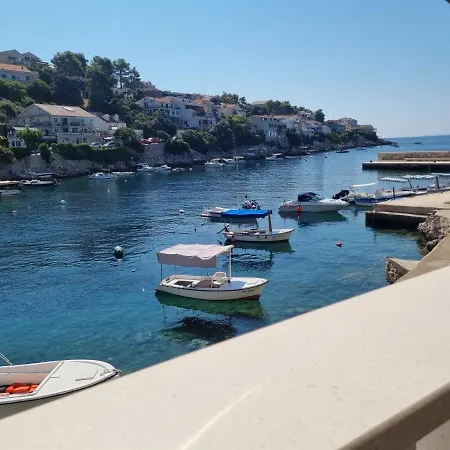 Mare Apartment