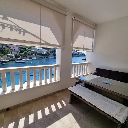 Mare Apartment