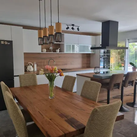 Mare Apartment